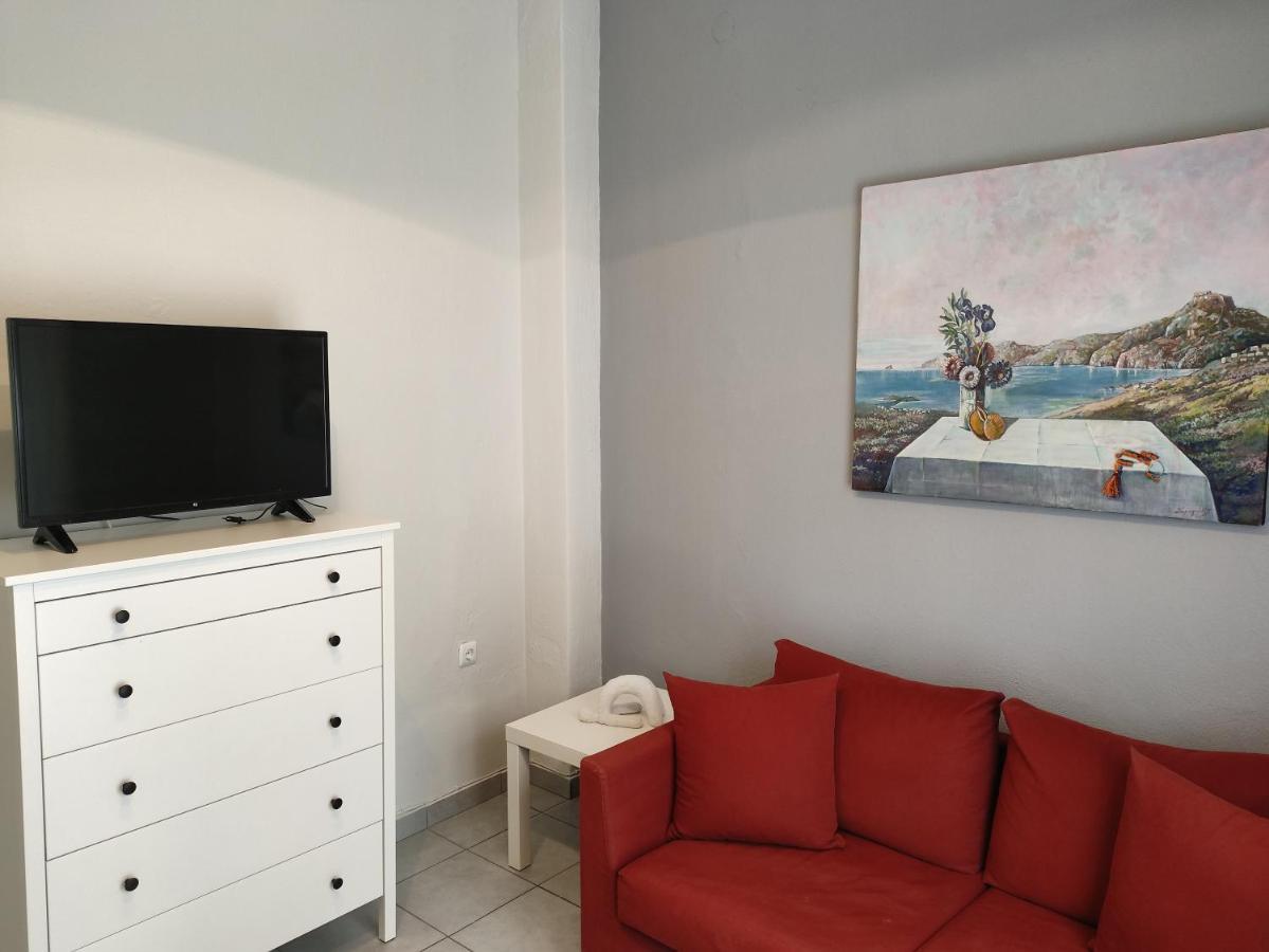 A&B Apartment Неойе Епиватай Екстериор снимка