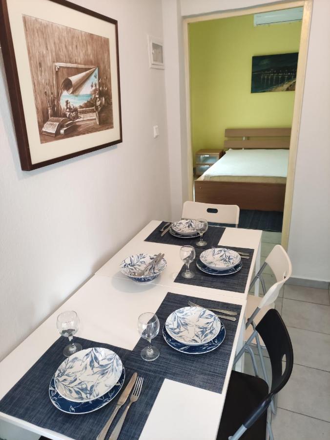 A&B Apartment Неойе Епиватай Екстериор снимка
