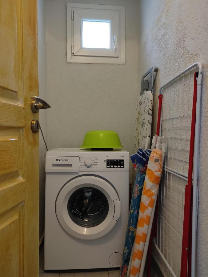 A&B Apartment Неойе Епиватай Екстериор снимка